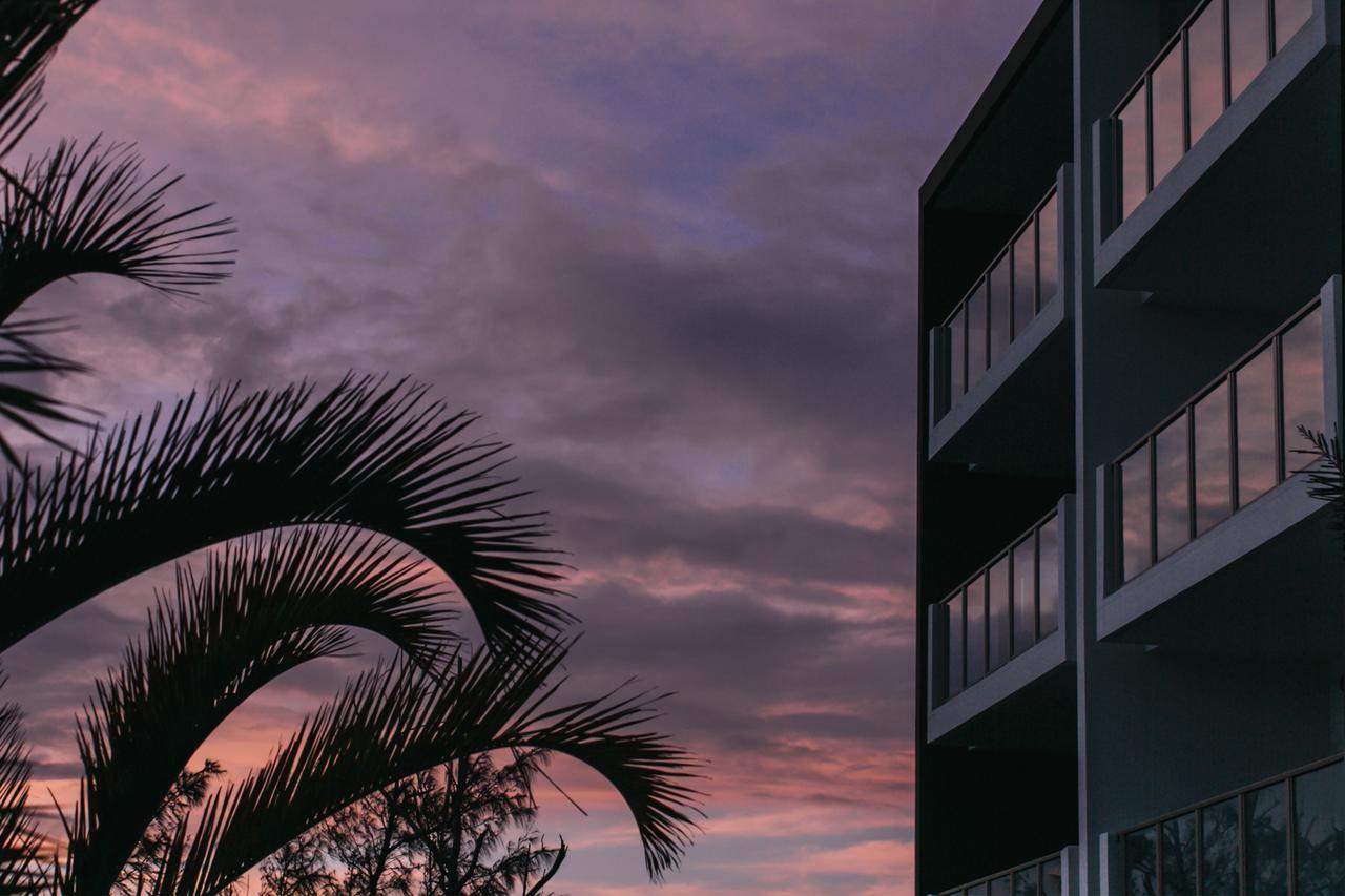 Hideout Okinawa Uruma Otel Dış mekan fotoğraf